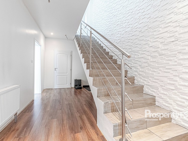 Будинок на продаж, 290 м² (29 з 30)