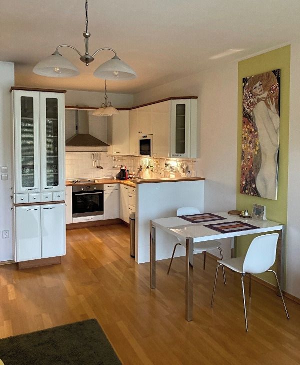 Pronájem bytu 2+kk 60 m² – fotografie 5