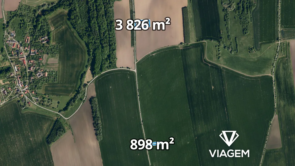 Prodej podílu 1/2 pole 2362 m²