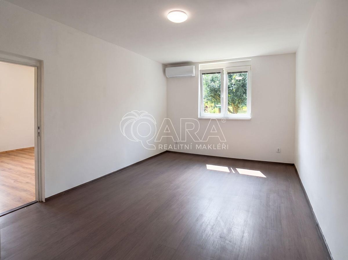 Pronájem rodinného domu 73 m², pozemek 150 m² – fotografie 5
