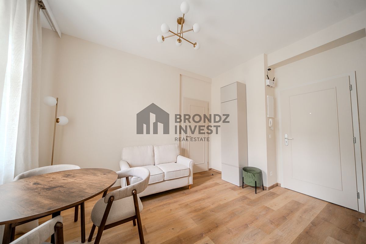 Pronájem bytu 2+kk 38 m² – fotografie 4