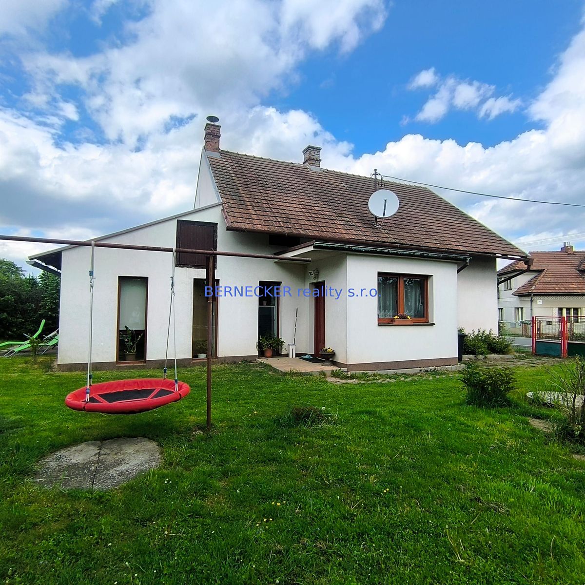 Prodej rodinného domu 80 m², pozemek 2407 m² – fotografie 3
