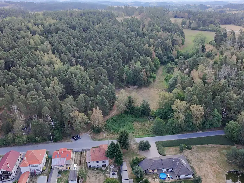 Prodej stavebního pozemku 56720 m², Vlčatín – náhled fotky 3