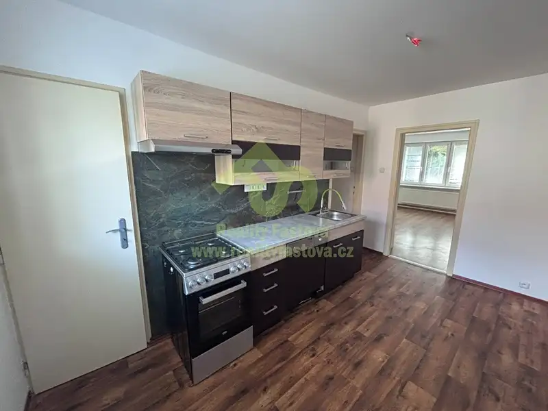 Pronájem bytu 2+1 56 m², Rokycany – náhled fotky 3