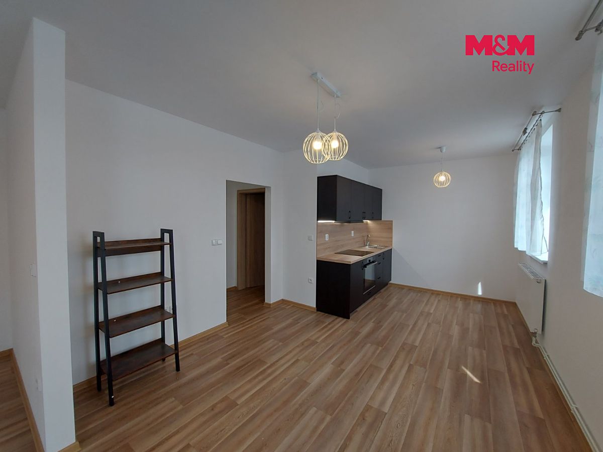 Pronájem bytu 2+kk 33 m² – fotografie 5