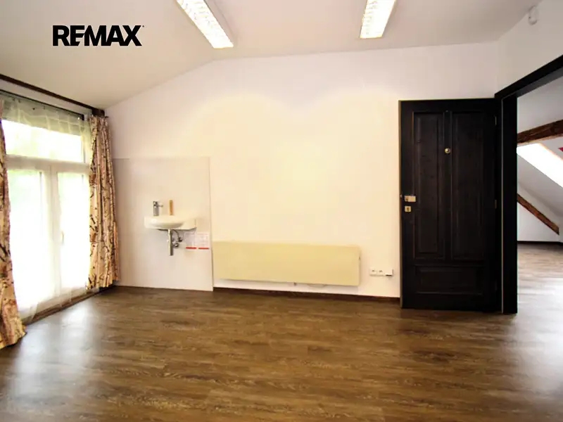 Pronájem kanceláře 46 m², Kostelec nad Černými lesy – náhled fotky 3