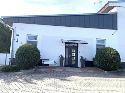 Pronájem kanceláře 228 m²