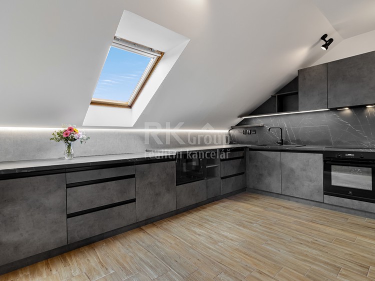 Prodej bytu 4+kk, 118 m² (2 z 26)