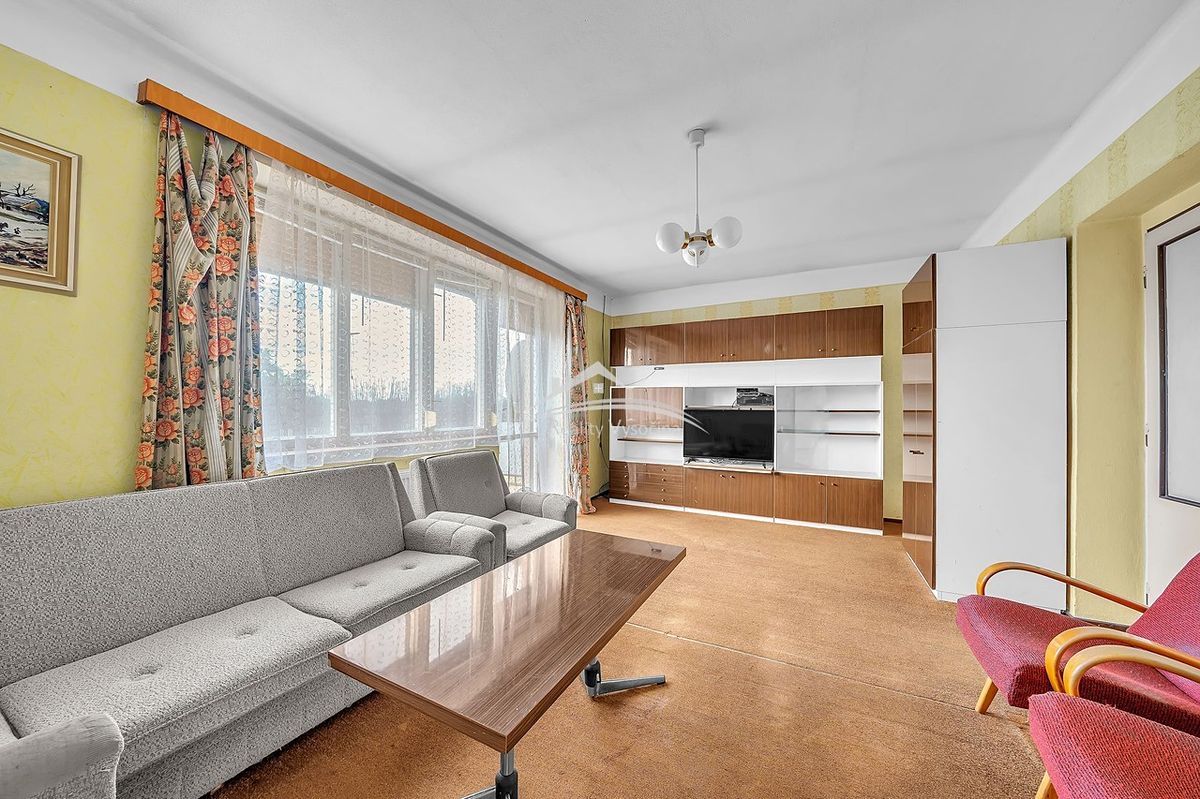 Prodej rodinného domu 120 m², pozemek 1184 m² – fotografie 5