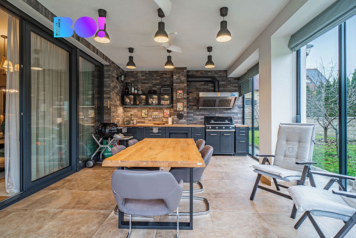 Prodej rodinného domu 543 m², pozemek 1009 m² – fotografie 4