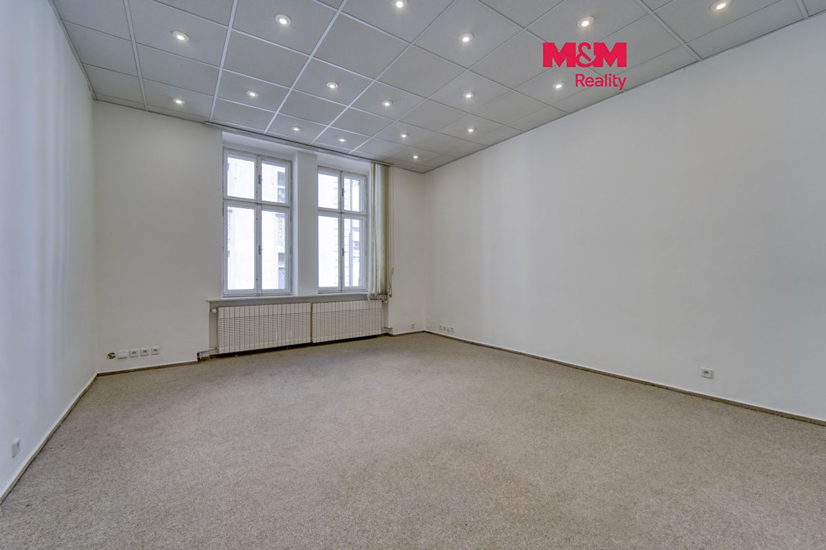 Pronájem kanceláře 112 m²