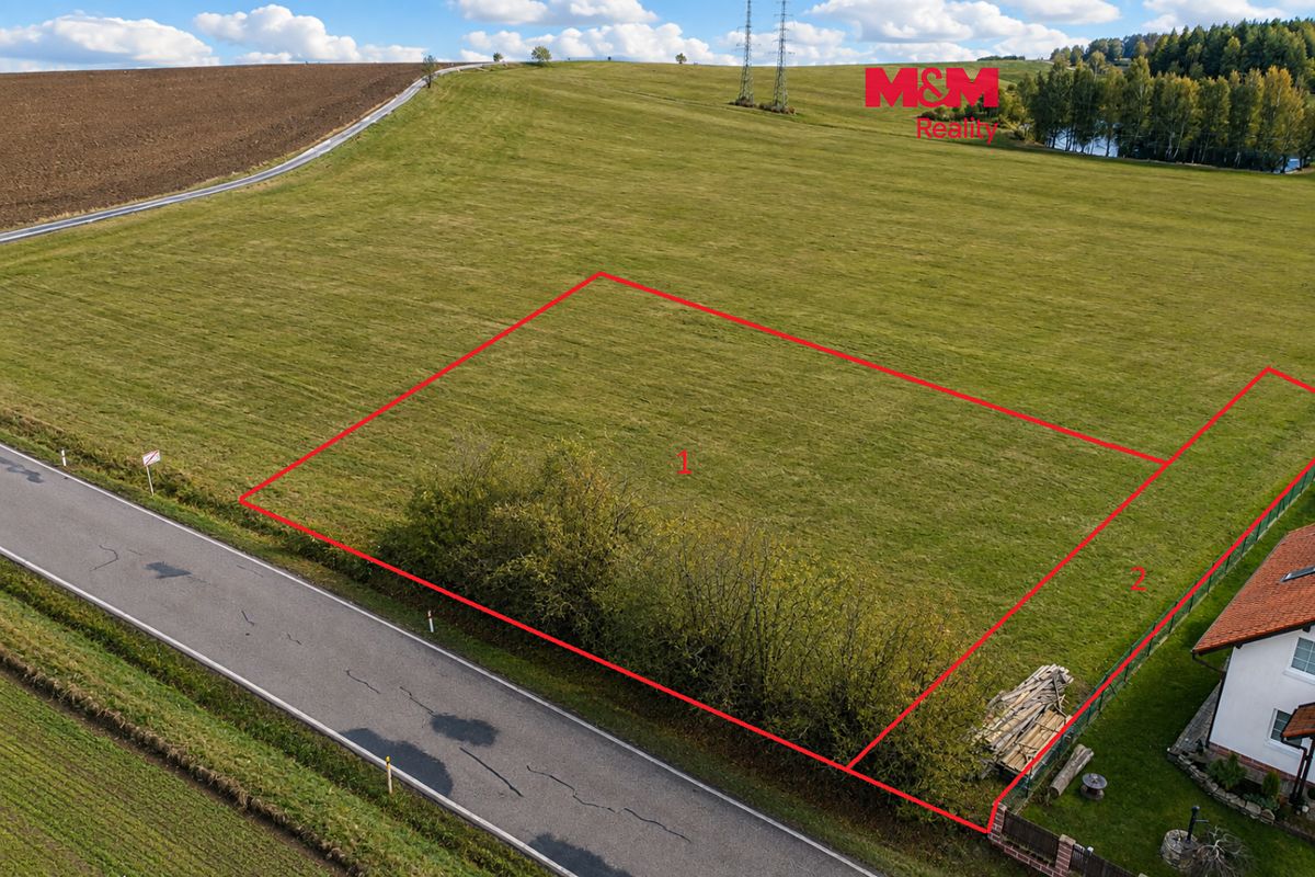 Prodej stavebního pozemku 795 m²