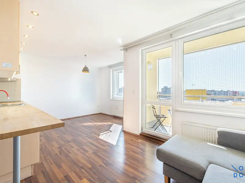 Prodej bytu 2+kk 82 m², Praha – náhled fotky 3