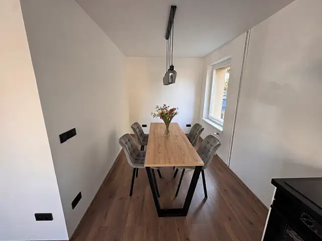 Prodej bytu 3+kk 70 m², Teplice – náhled fotky 2