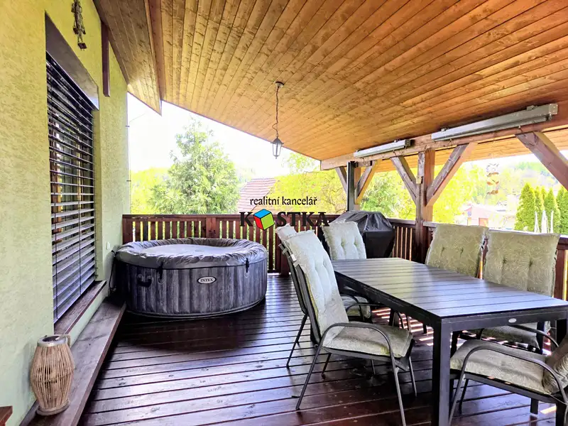 Prodej rodinného domu 142 m², pozemek 969 m², Nový Jičín – náhled fotky 2