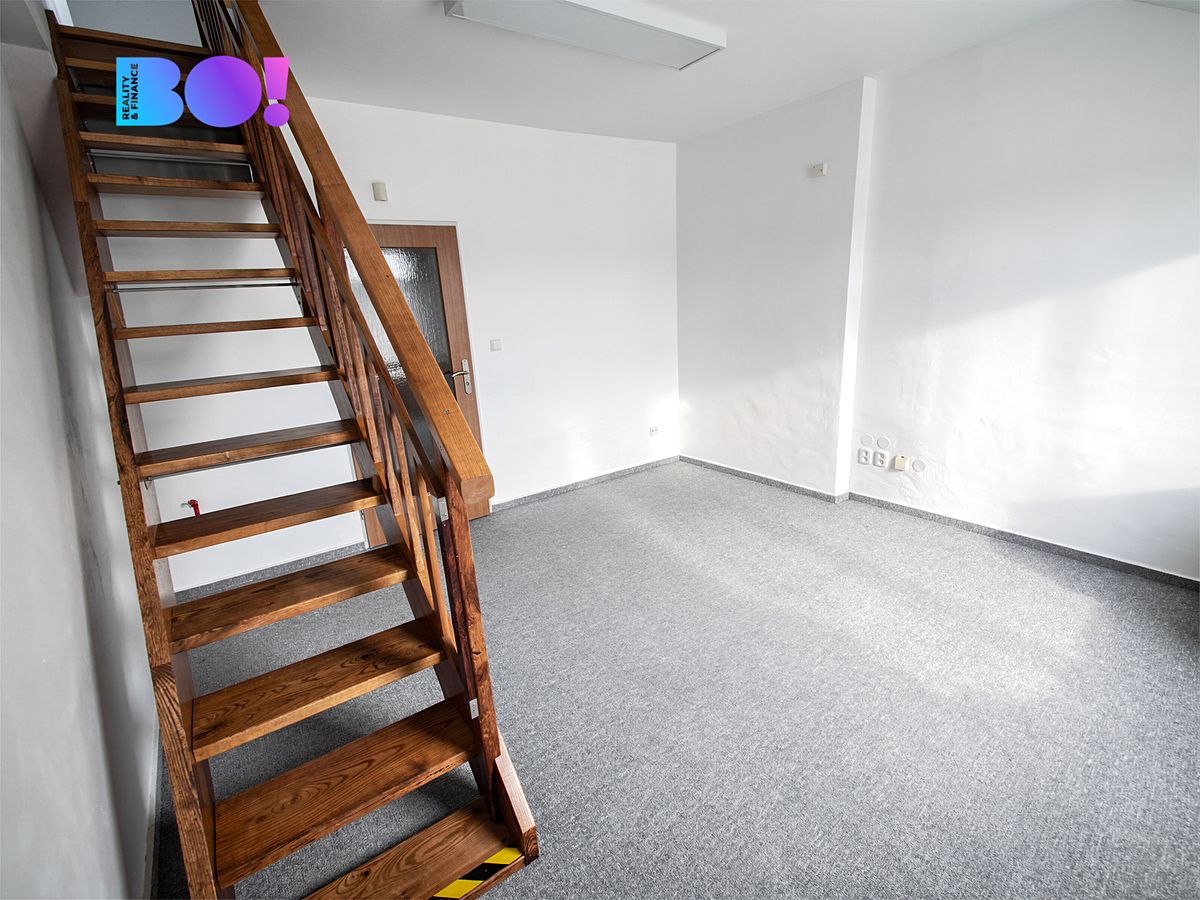 Pronájem kanceláře 57 m² – fotografie 2