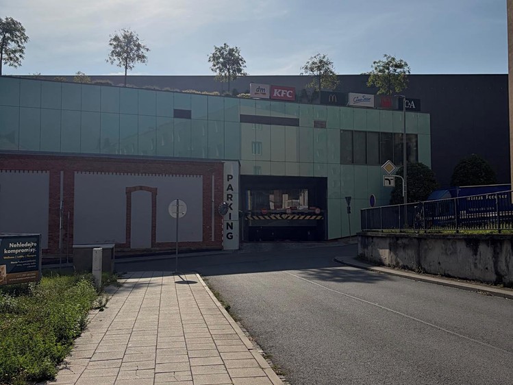 Нерухомість в оренду, 140 м² (4 з 5)