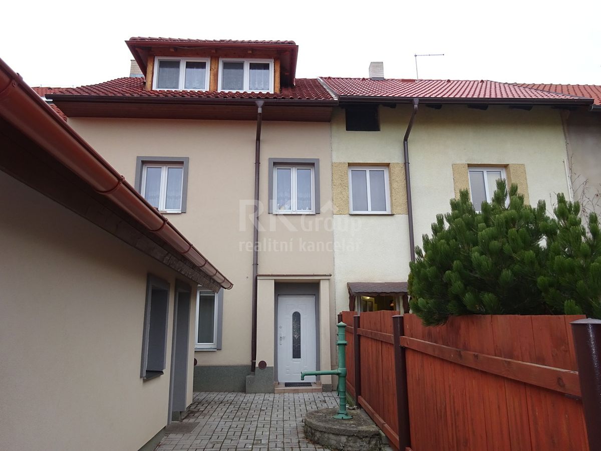 Pronájem bytu 1+1 40 m²