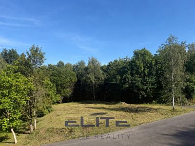 Pronájem stavebního pozemku 1561 m²