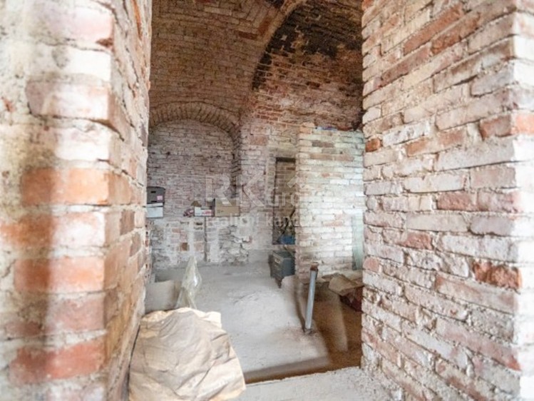 Prodej nemovitosti, 1 144 m² (15 z 31)