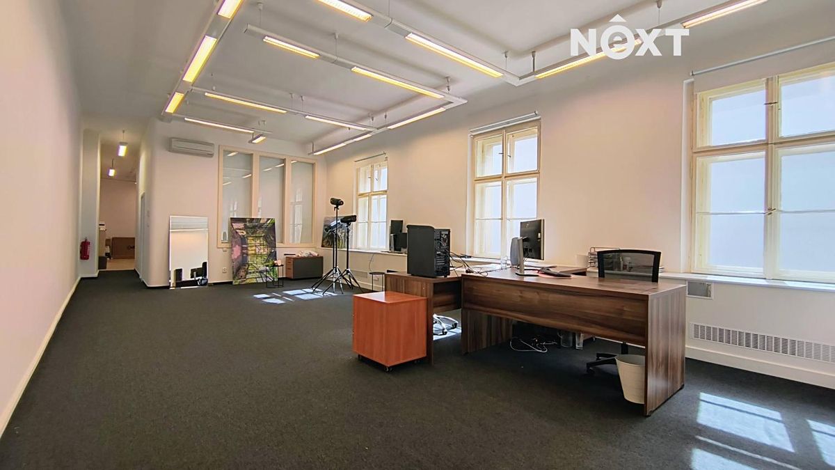 Pronájem kanceláře 149 m² – fotografie 3