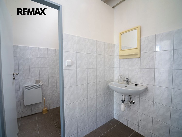 Комерційне приміщення в оренду, 1 335 м² (14 з 17)