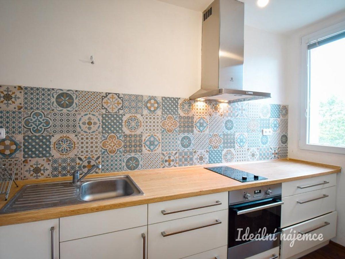 Pronájem bytu 1+1 29 m² – fotografie 2