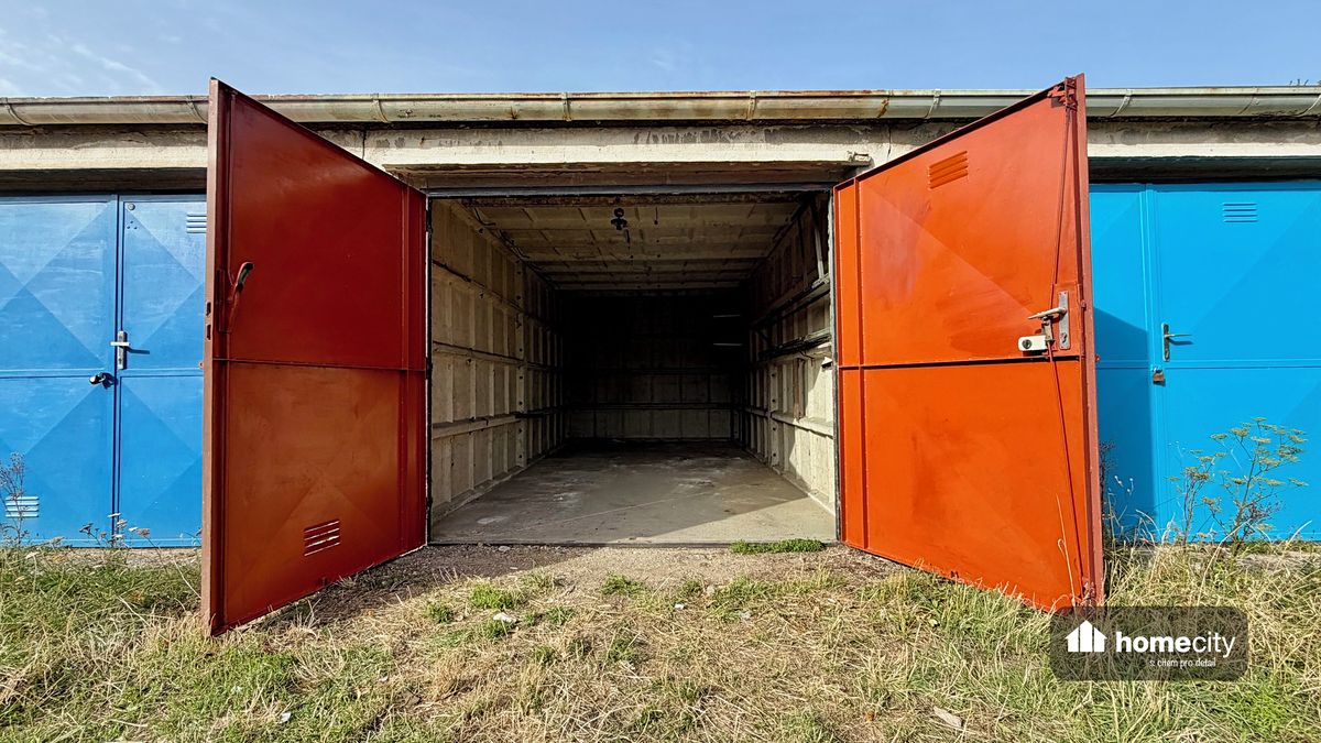 Pronájem garáže 18 m²