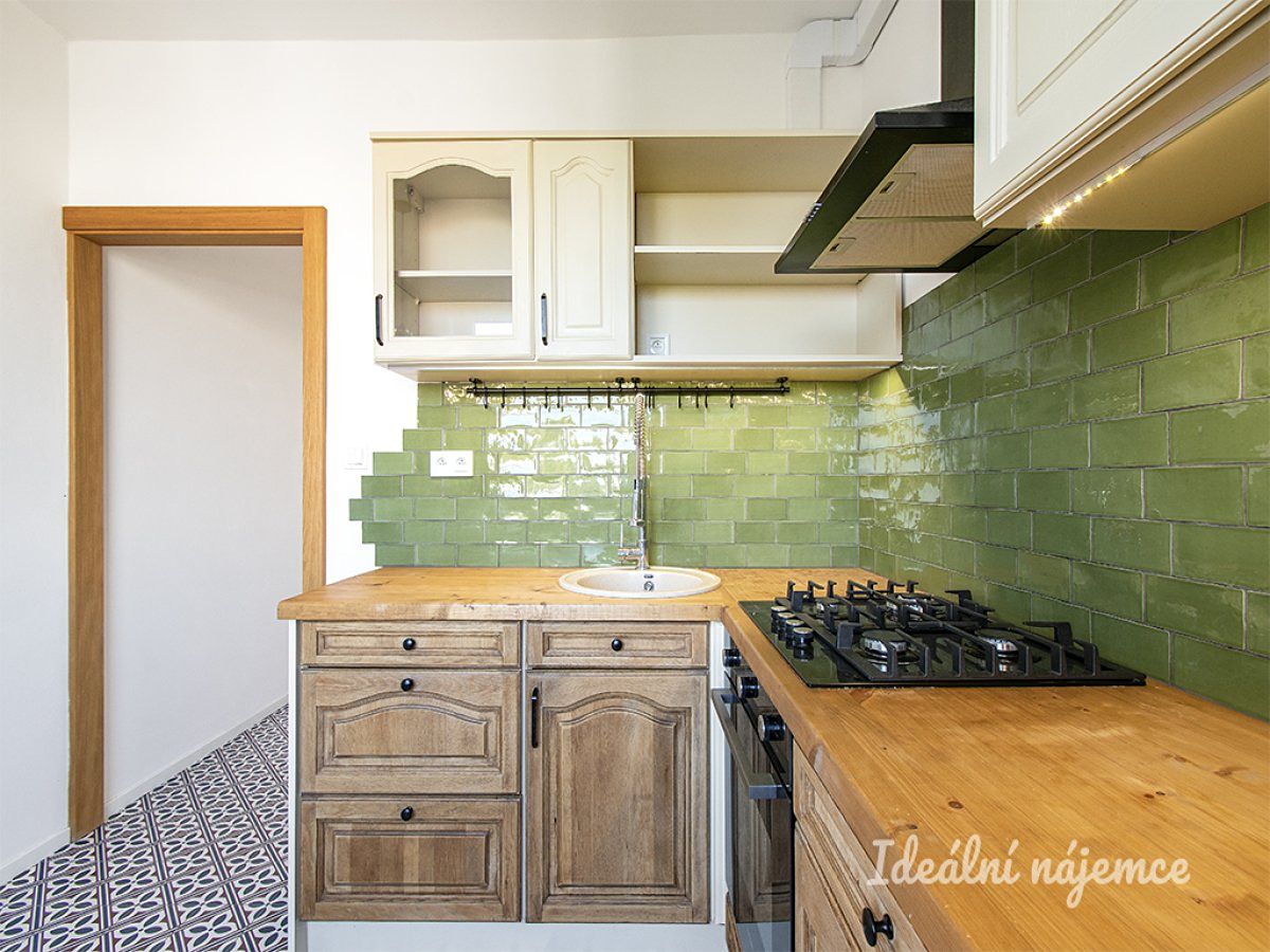 Pronájem bytu 3+1 68 m² – fotografie 3