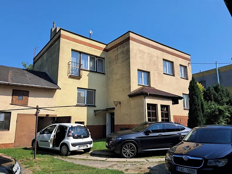 Prodej rodinného domu 185 m², pozemek 884 m², Dolní Lhota – náhled fotky 2