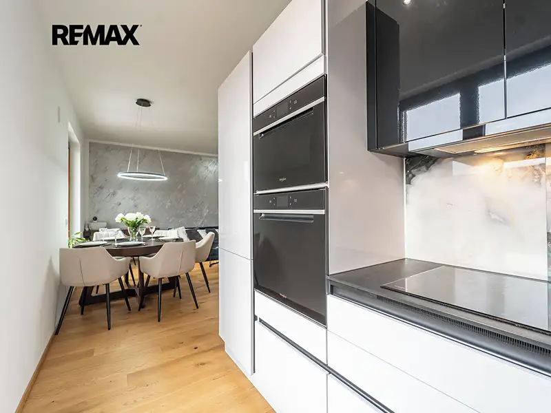 Prodej bytu 3+kk 84 m², Praha – náhled fotky 2