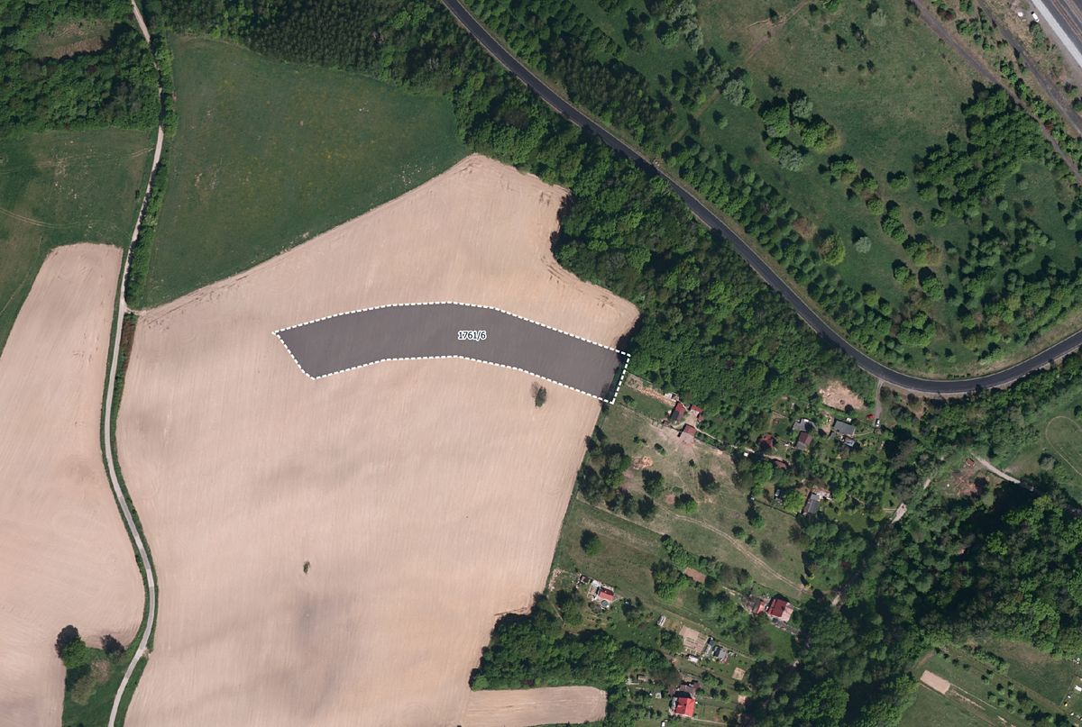 Prodej pole 7016 m²
