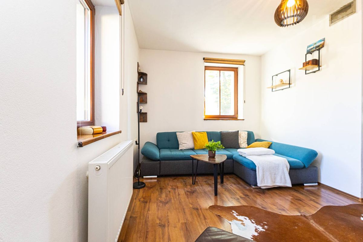 Prodej rodinného domu 180 m², pozemek 338 m² – fotografie 4