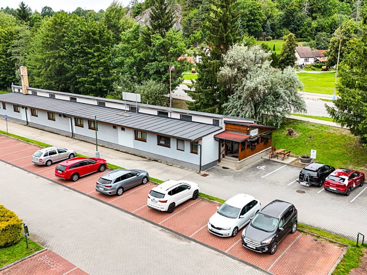 Комерційне приміщення на продаж, 370 м² (1 з 29)
