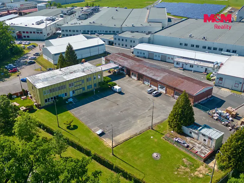 Pronájem garážového stání 15 m², Horšovský Týn – náhled fotky 3