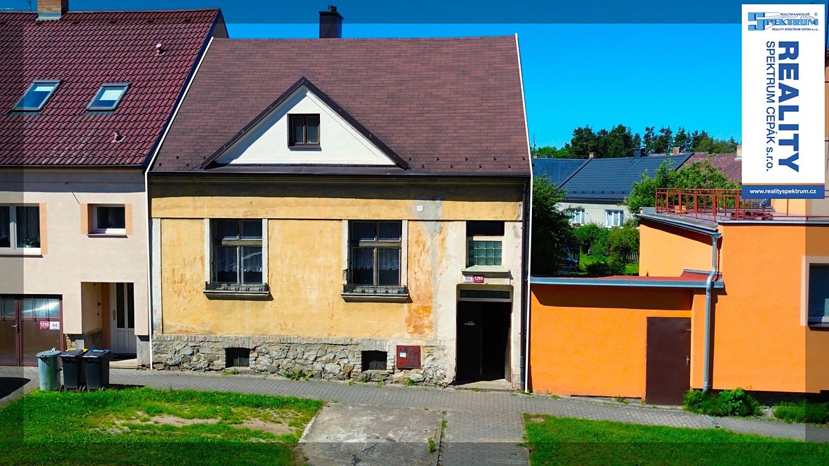 Prodej rodinného domu 216 m², pozemek 503 m²