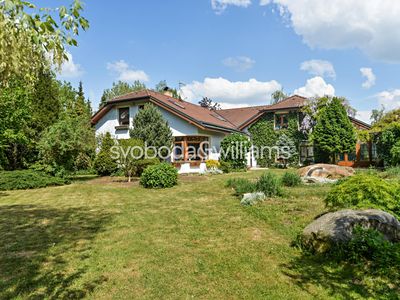 Prodej rodinného domu 500 m², pozemek 2240 m²