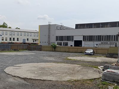 Prodej komerčního pozemku 1513 m²