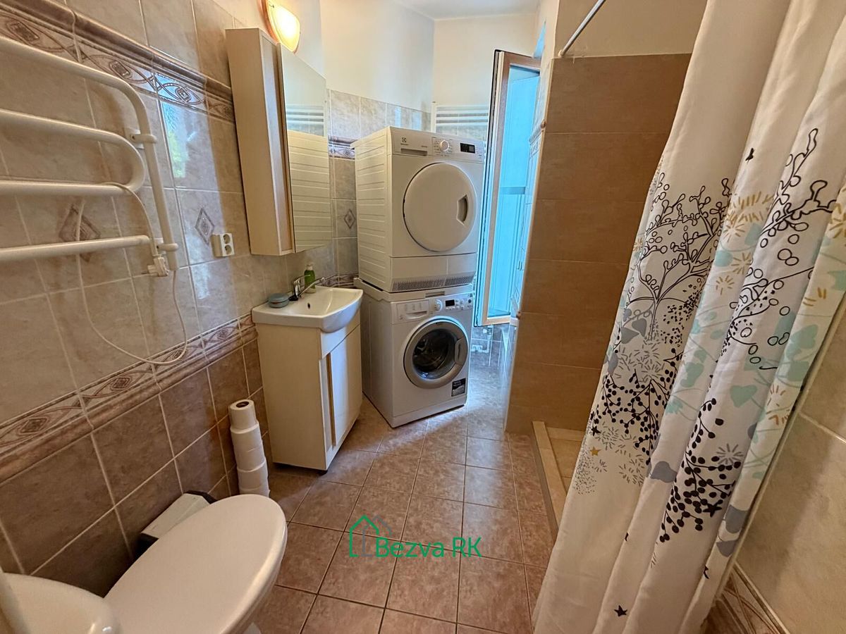 Pronájem bytu 2+kk 43 m² – fotografie 5