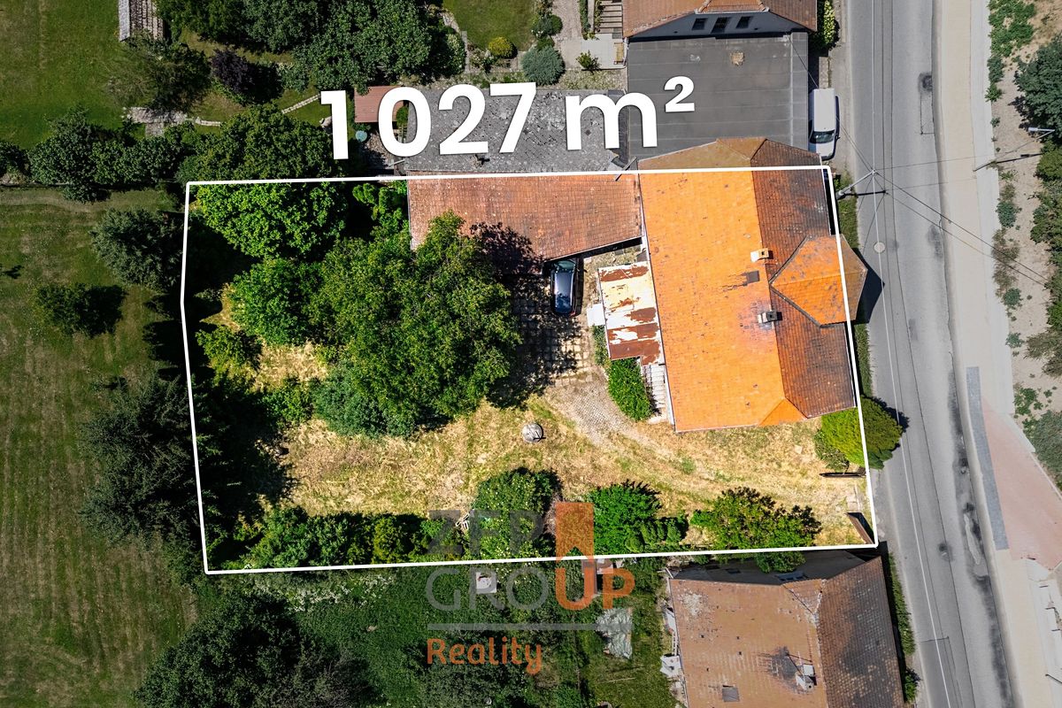 Prodej rodinného domu 300 m², pozemek 1027 m² – fotografie 5