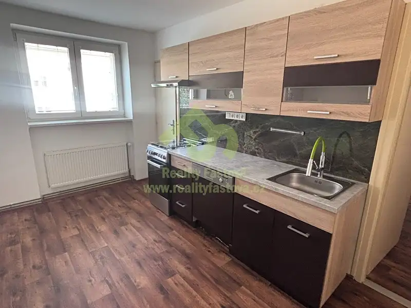 Pronájem bytu 2+1 56 m², Rokycany – náhled fotky 2