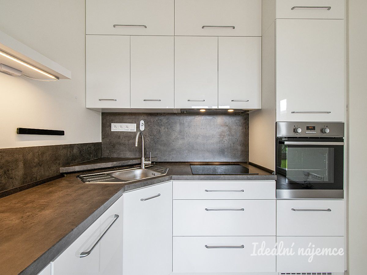 Pronájem bytu 2+kk 46 m² – fotografie 5