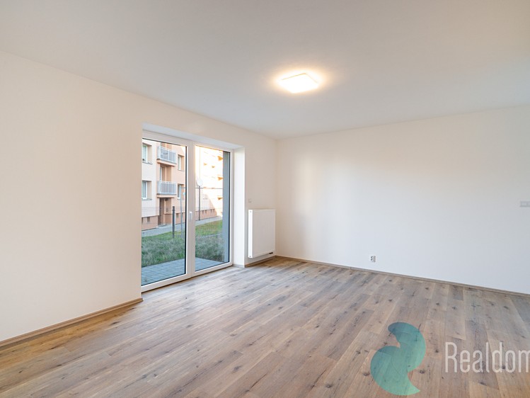 Комерційне приміщення на продаж, 1 325 м² (8 з 13)