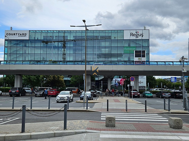 Gewerbefläche zur Miete, 770 m² (2 von 14)