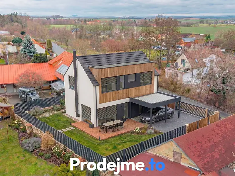 Prodej rodinného domu 104 m², pozemek 278 m², Jenštejn – náhled fotky 1