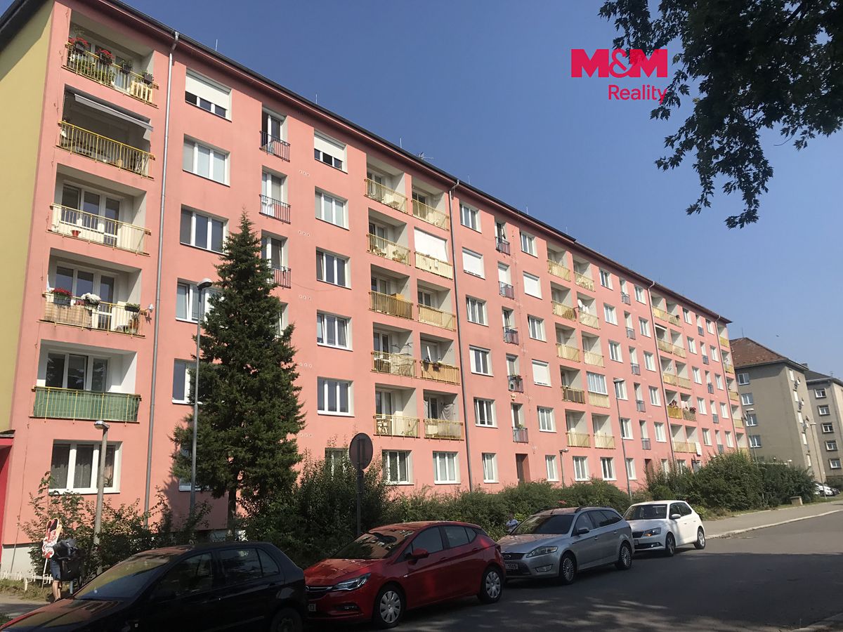Pronájem bytu 1+1 37 m²