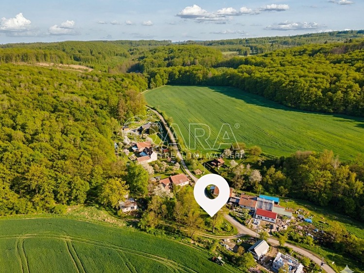 Grundstück zum Kauf, 735 m² (1 von 10)