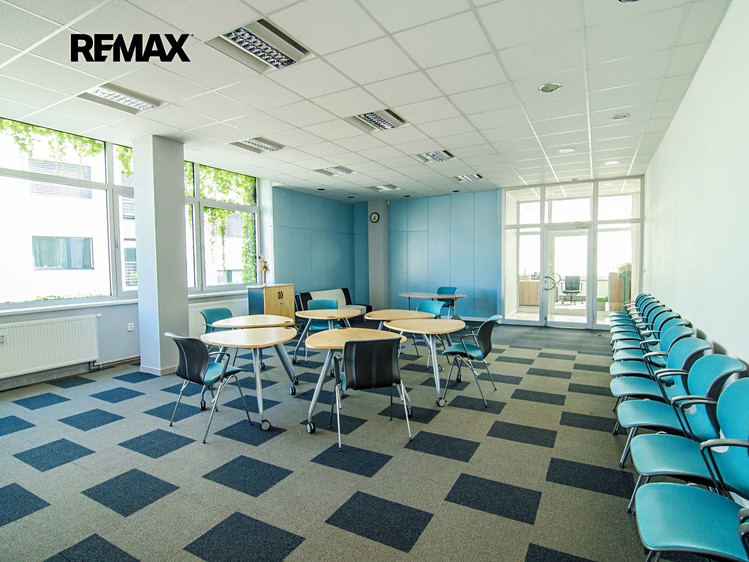 Комерційне приміщення в оренду, 81 м² (2 з 9)