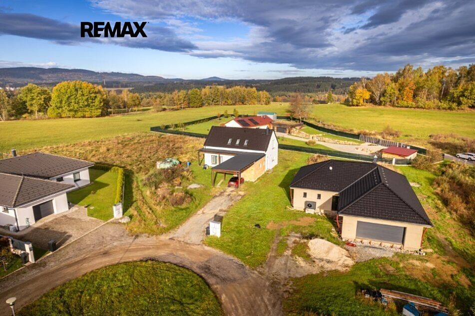 Prodej rodinného domu 160 m², pozemek 1035 m² – fotografie 4