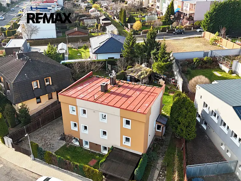 Prodej rodinného domu 250 m², pozemek 610 m², Tachov – náhled fotky 2